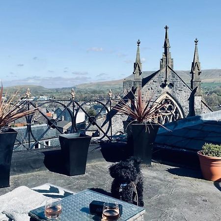 Boutique Penthouse Apartment With Rooftop Terrace 클리데로 외부 사진