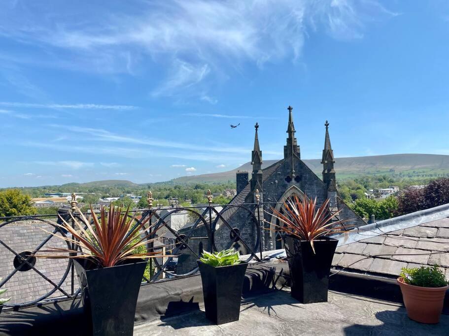 Boutique Penthouse Apartment With Rooftop Terrace 클리데로 외부 사진